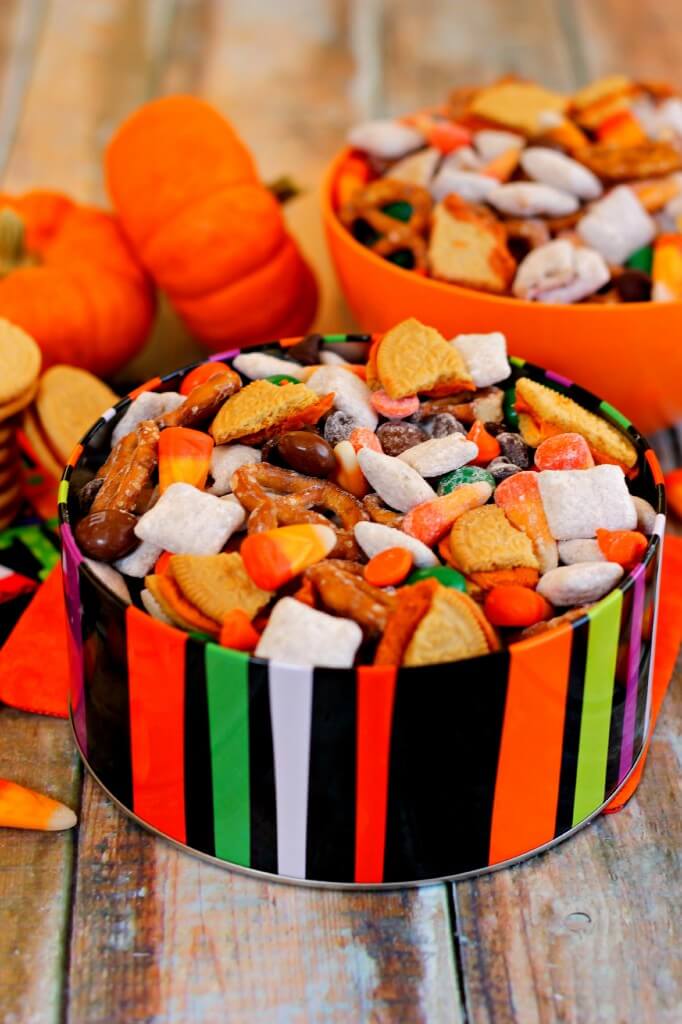 Halloween Snack Mix Pumpkin N Spice