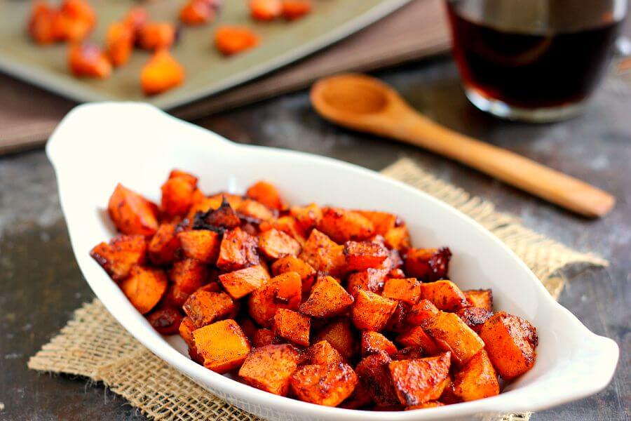 https://www.pumpkinnspice.com/wp-content/uploads/2015/08/roasted-maple-cinnamon-sweet-potatoes3.jpg