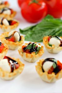 Caprese Cups - Pumpkin 'N Spice