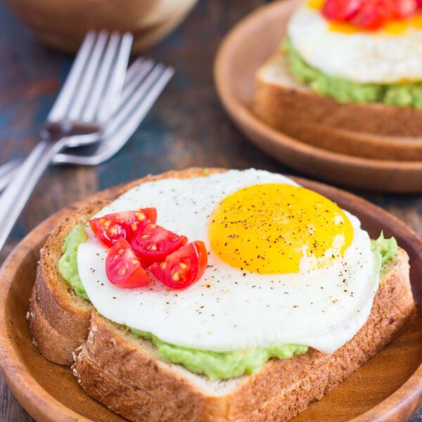 Fried Egg and Avocado Toast - Pumpkin 'N Spice