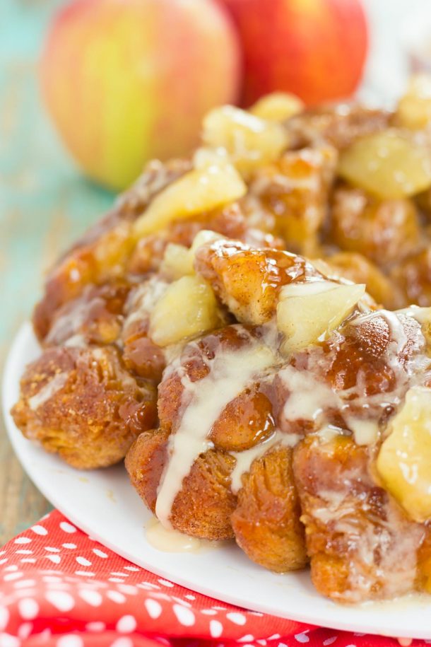 Cinnamon Apple Monkey Bread Recipe (So Easy!) - Pumpkin 'N Spice