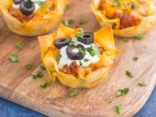 https://www.pumpkinnspice.com/wp-content/uploads/2017/02/cheesy-taco-cups-7-500x375.jpg