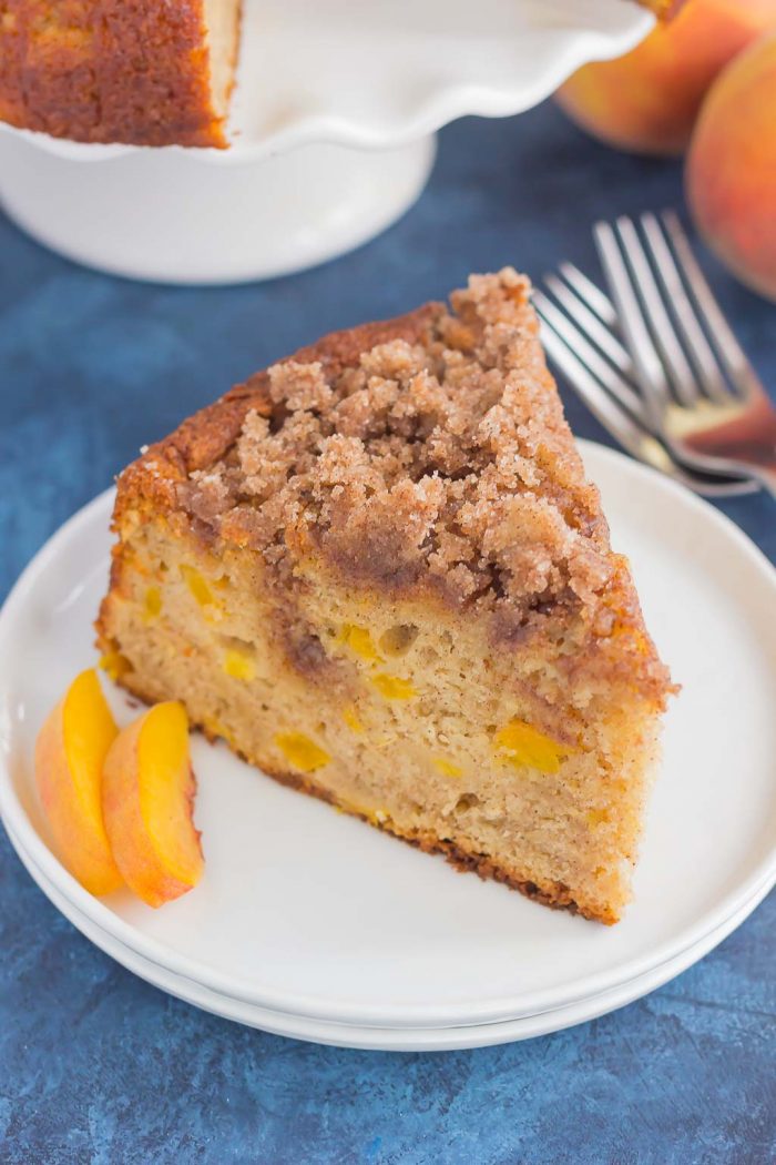 Fresh Peach Cake Recipe (+ Crumb Topping!) - Pumpkin 'N Spice