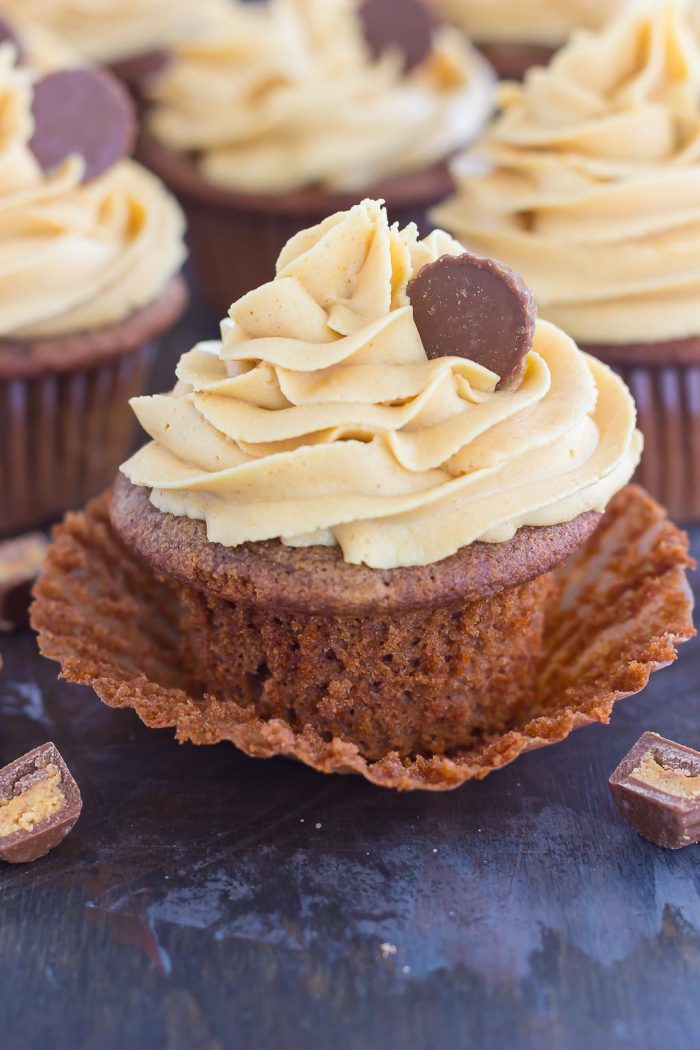 Chocolate Cupcakes With Peanut Butter Frosting Pumpkin N Spice 