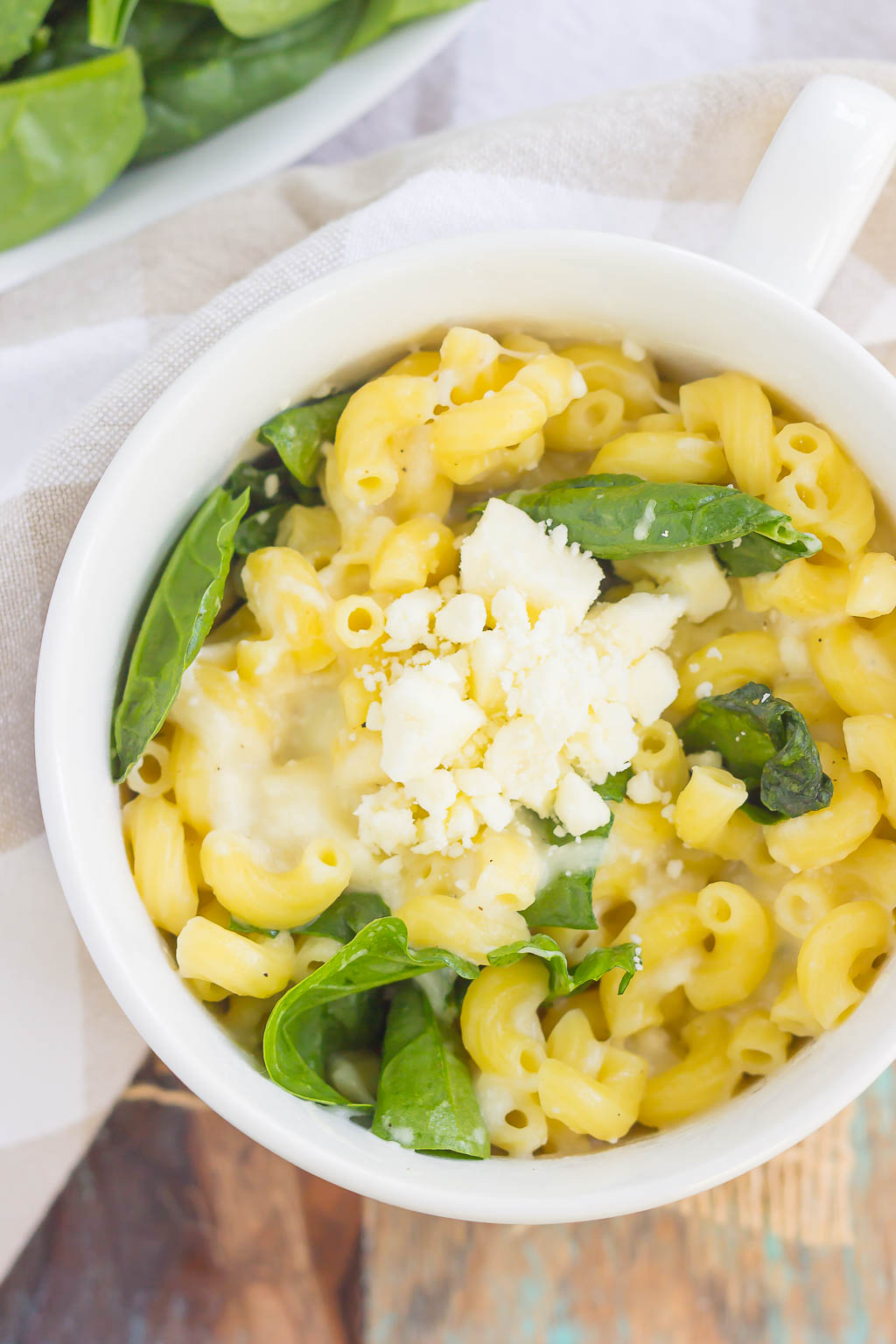 One Pot Spinach and Feta Macaroni and Cheese