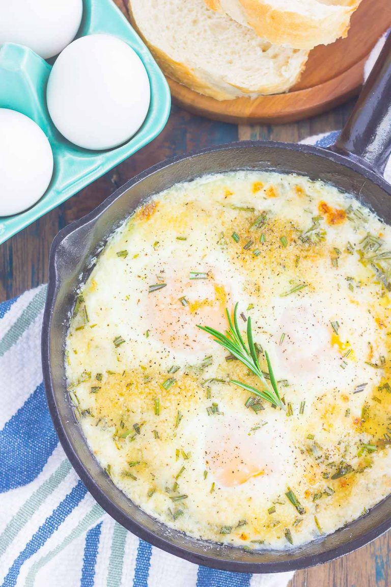 Oven Baked Eggs (with Fresh Herbs!) - Pumpkin 'N Spice