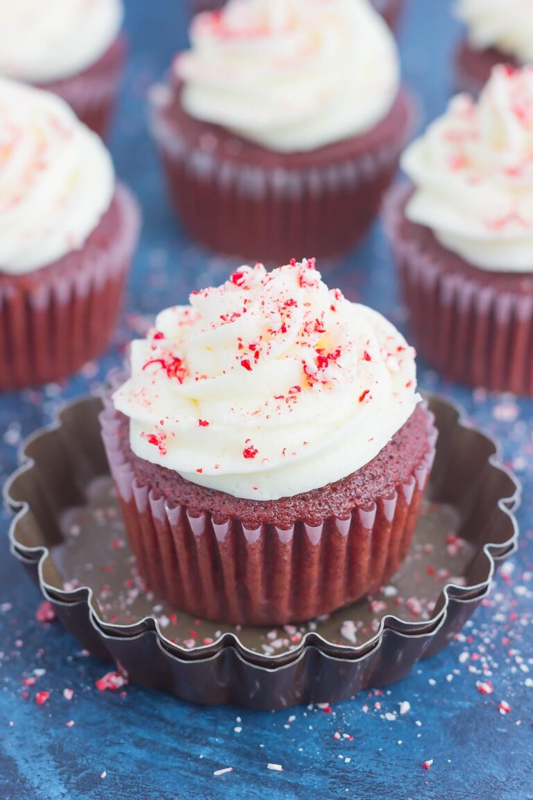 Red Velvet Peppermint Cupcakes - Pumpkin 'N Spice