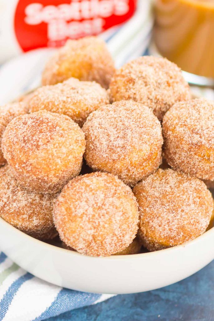 Cinnamon Sugar Baked Donut Holes - Pumpkin 'N Spice