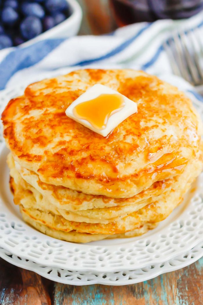 Homemade Buttermilk Pancakes (So Fluffy!) - Pumpkin 'N Spice