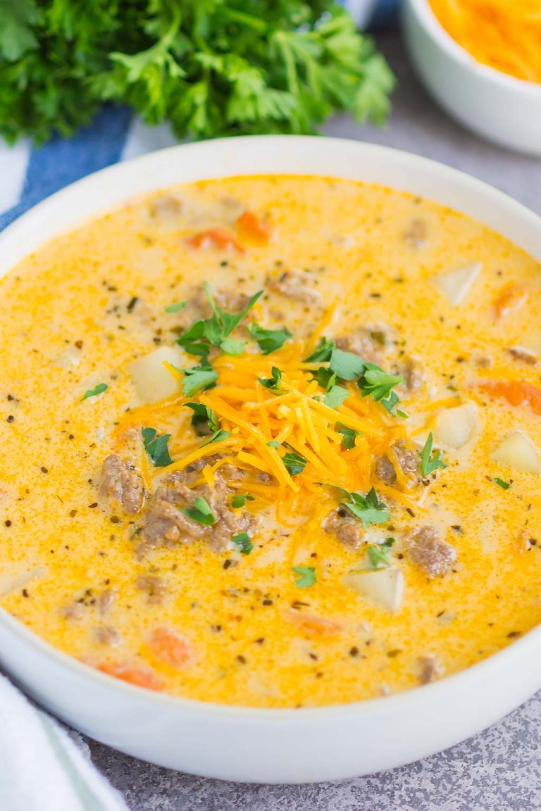 Easy Cheeseburger Soup - Pumpkin 'N Spice