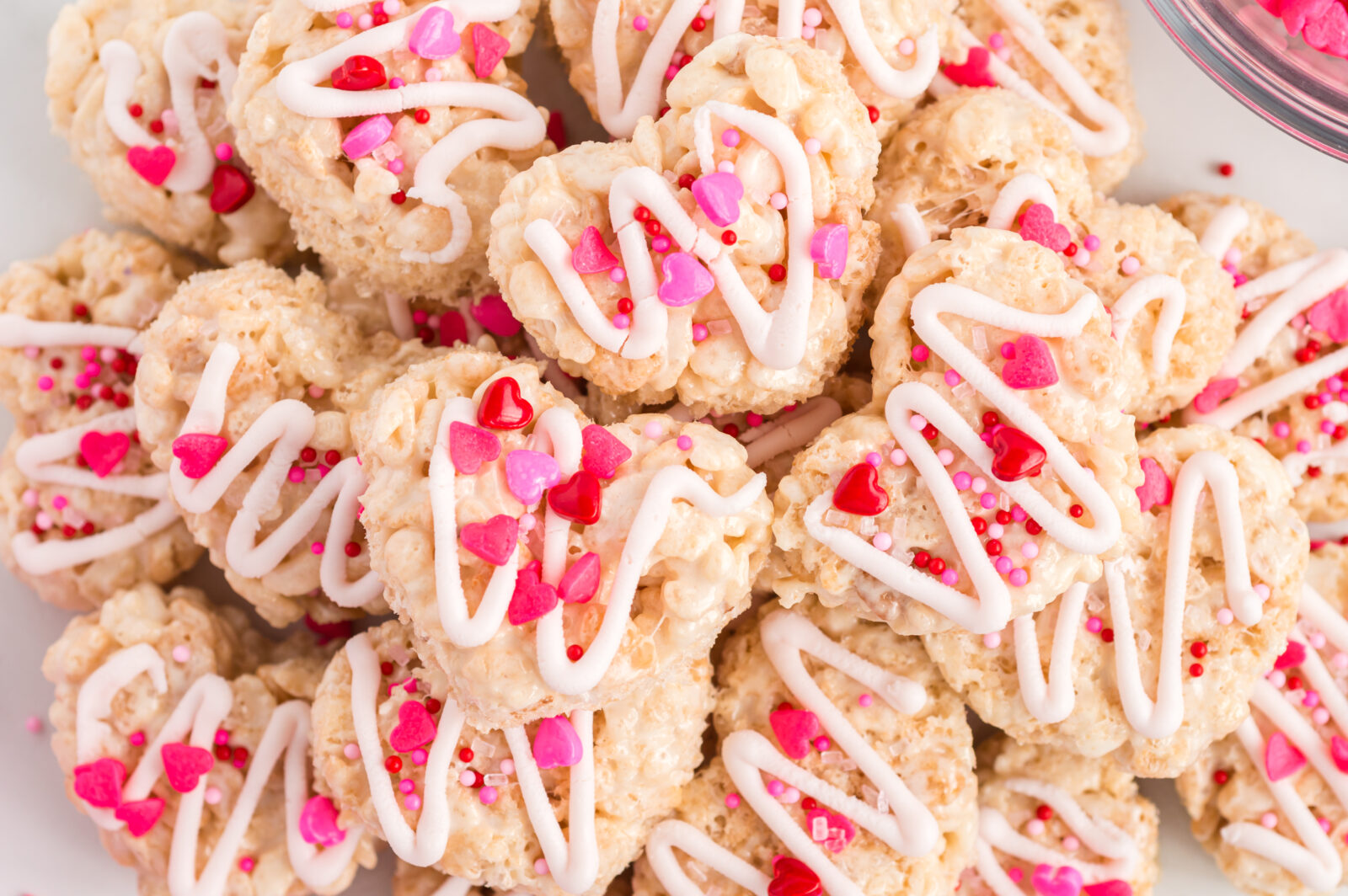 Rice Krispie Valentine Lollipops - foodiecrush