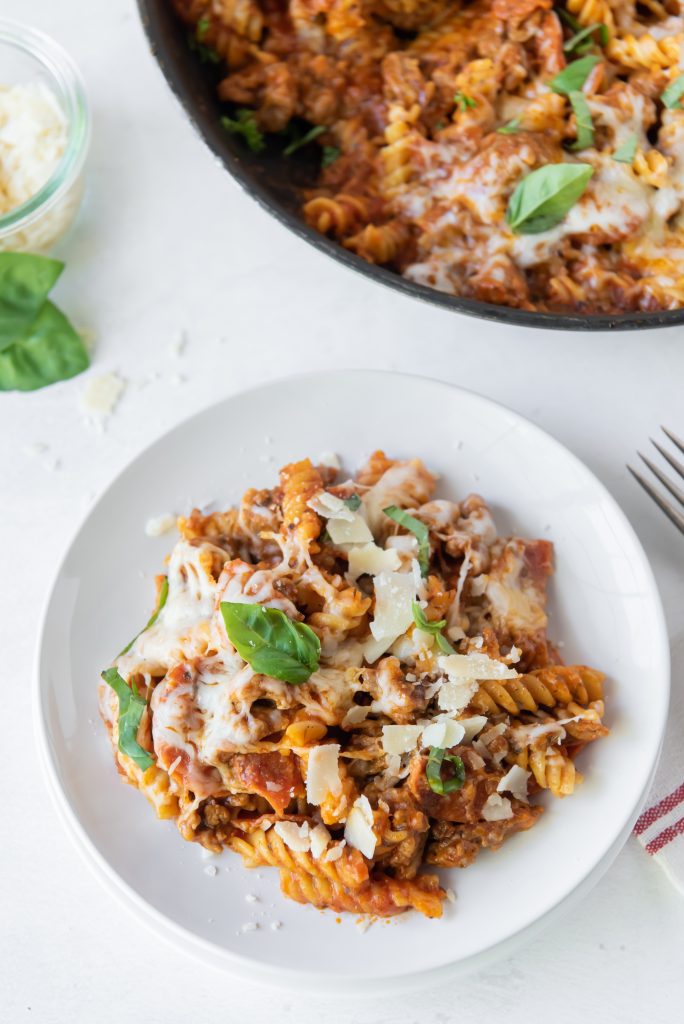 One-Pan Pizza Pasta Casserole Recipe - Pumpkin 'N Spice