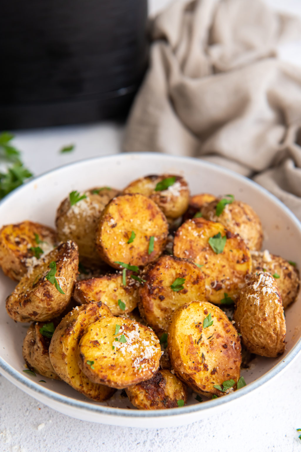 Garlic Parmesan Potatoes - Pumpkin 'N Spice