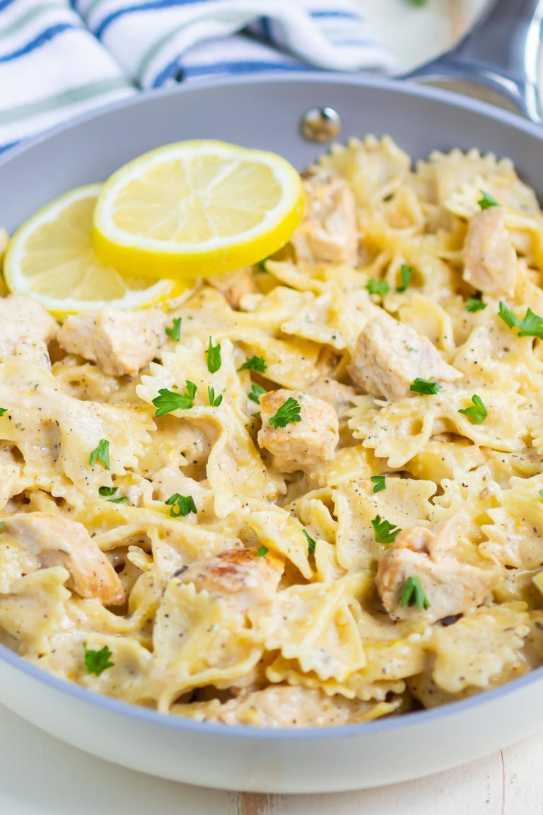 Creamy Lemon Chicken Pasta - Pumpkin 'N Spice