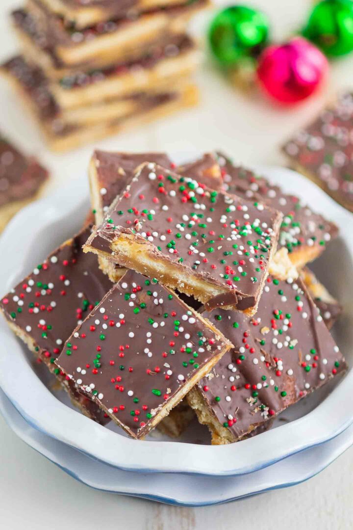 ritz cracker toffee in a white dish